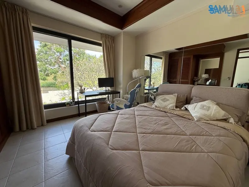 Villa with Four Bedrooms