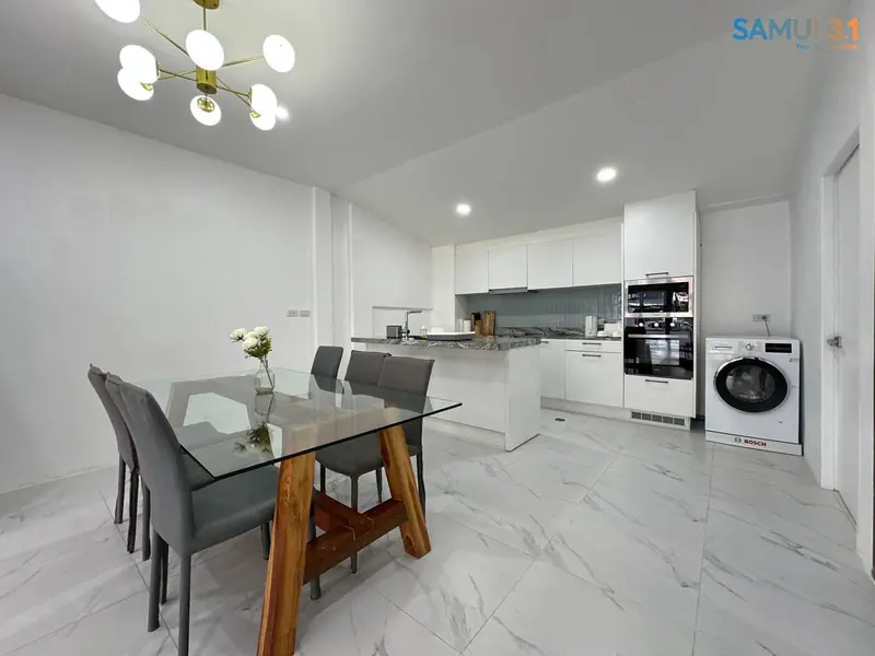 Maenam Townhouse
