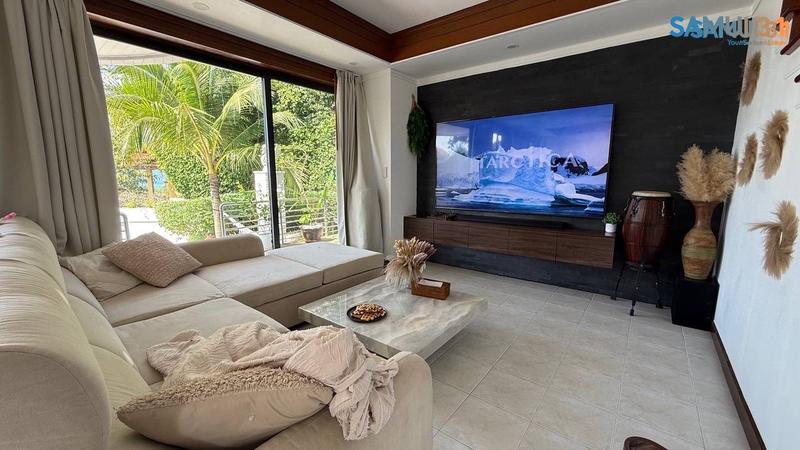 Villa with Four Bedrooms
