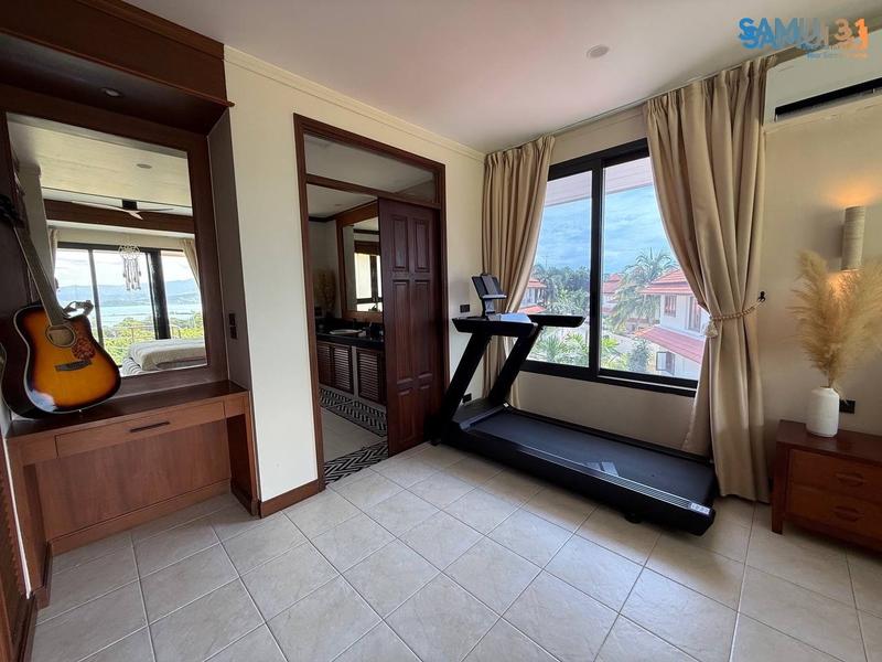 Villa with Four Bedrooms