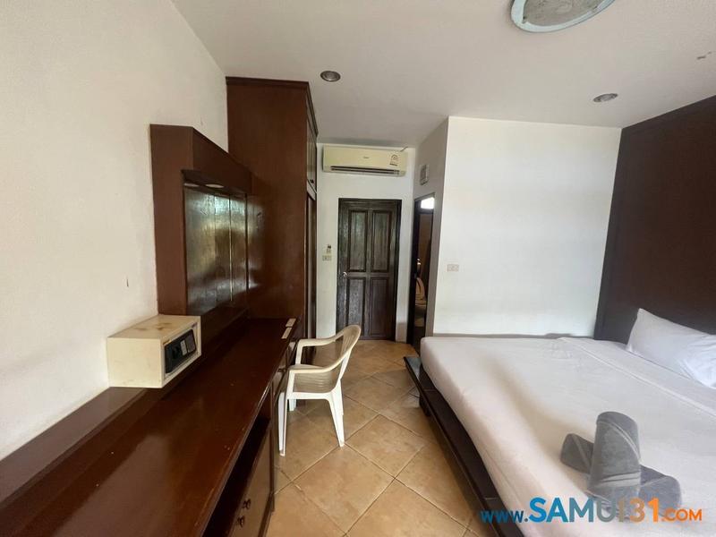 One-Bedroom Studio